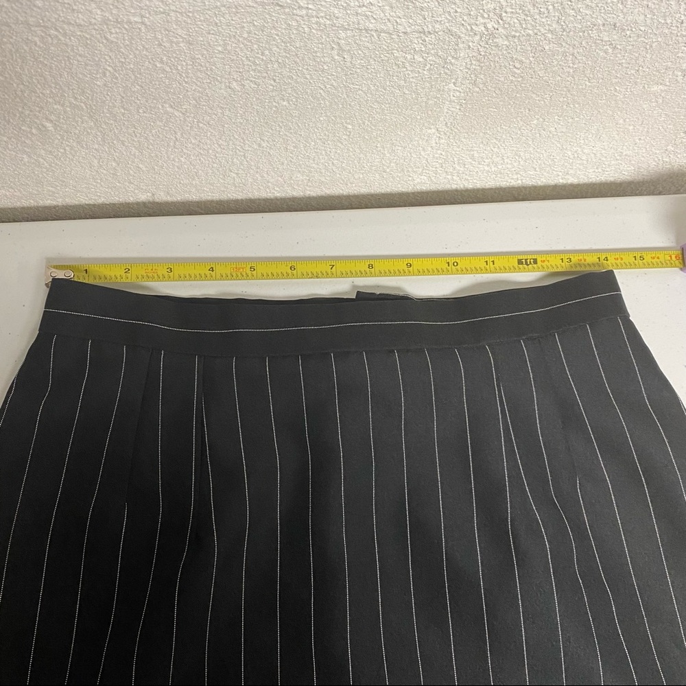 RUE Twenty One Business Skirt Suit - Picture 7 of 10